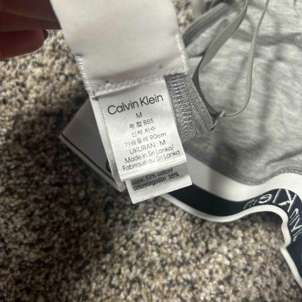 Calvin Klein Bras! - Picture 8 of 10